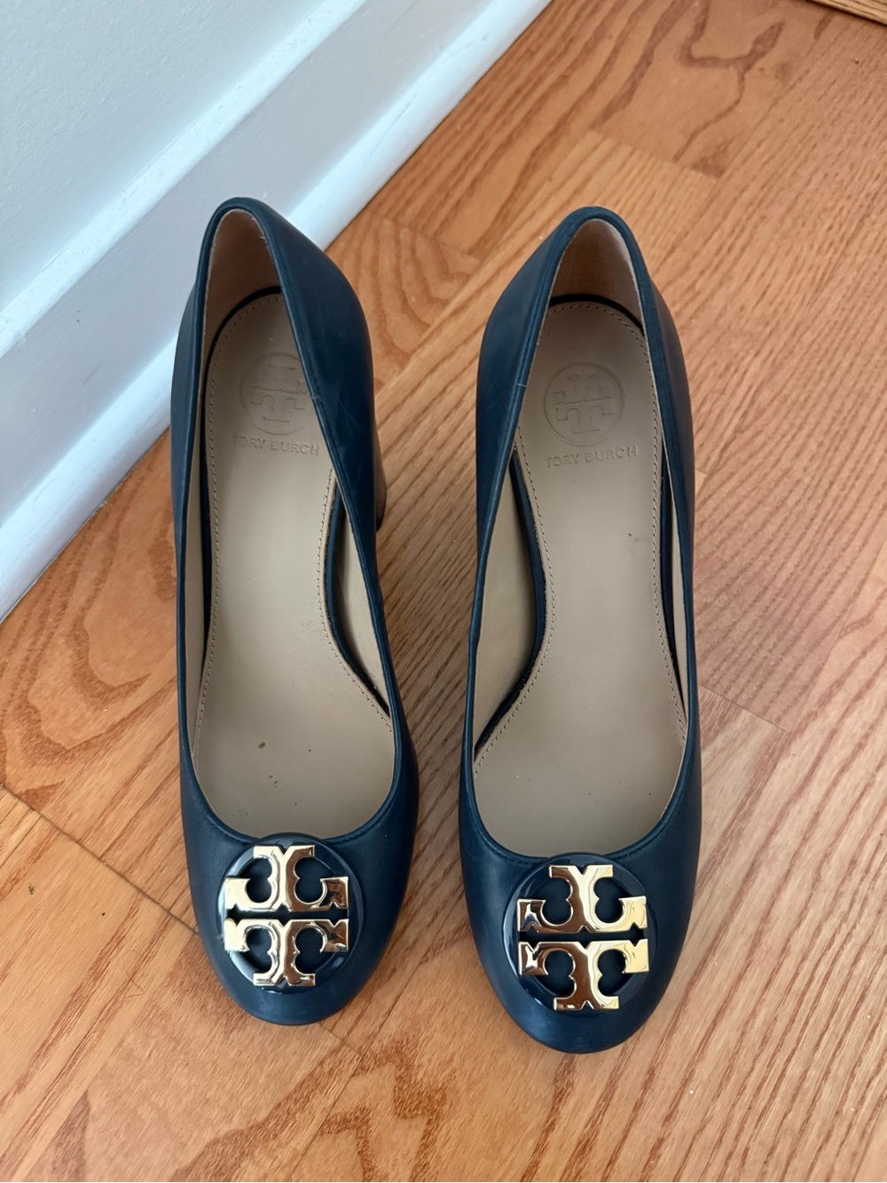 Tory Burch Black Leather Logo Pump with Gold Emblem